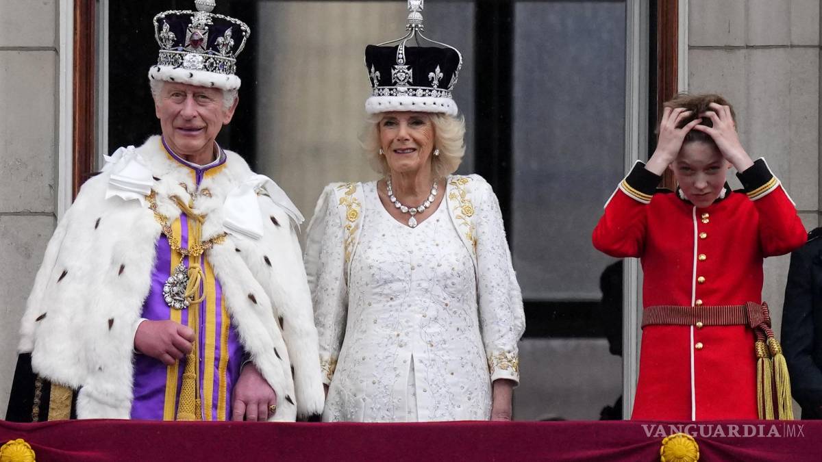 Así inicia el reinado del Carlos III tras una larga espera para ser el monarca británico (fotos)