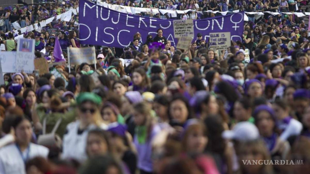 8M: Entre el dolor y la rabia con el grito de “Ni una más” miles de mujeres toman las calles en México (fotos)