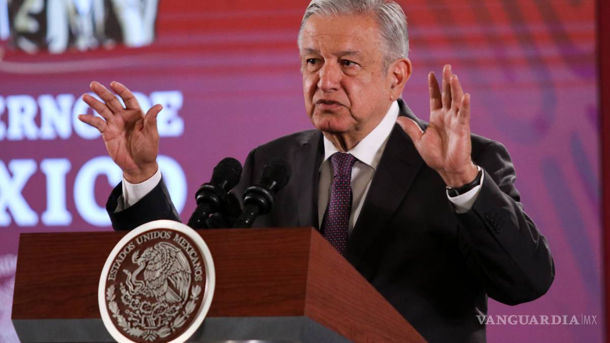 AMLO niega uso de programas sociales para promoción personal