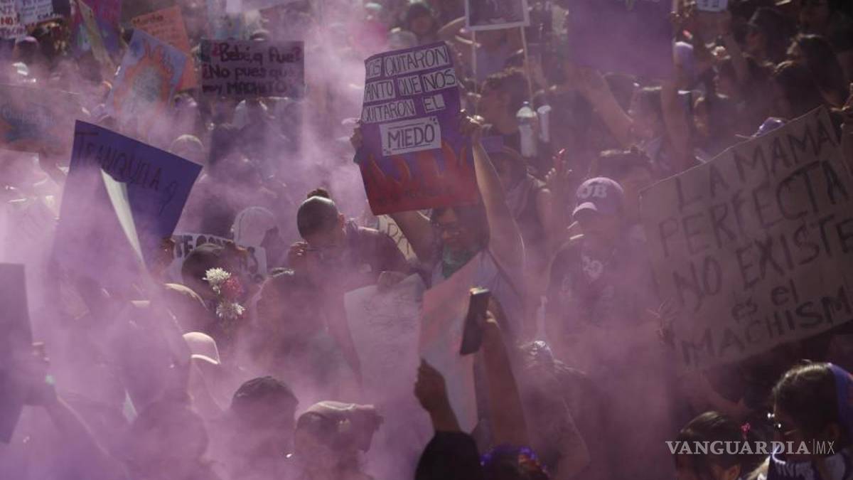 8M: Entre el dolor y la rabia con el grito de “Ni una más” miles de mujeres toman las calles en México (fotos)