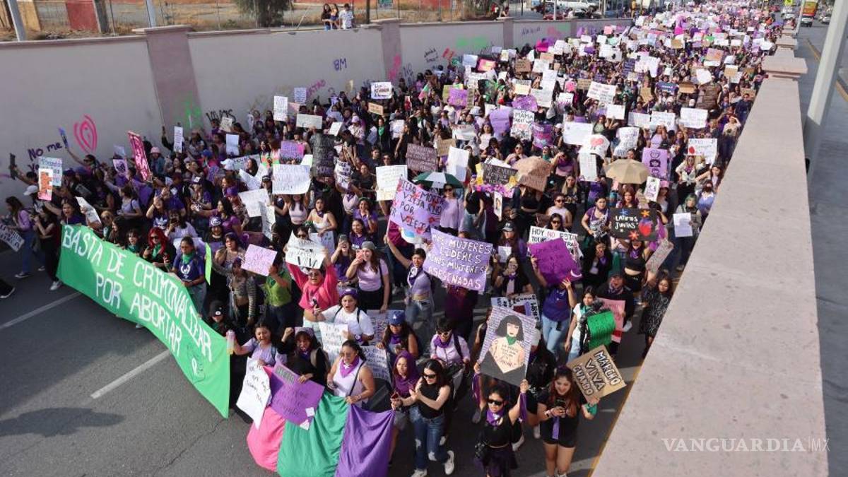 8M: Entre el dolor y la rabia con el grito de “Ni una más” miles de mujeres toman las calles en México (fotos)