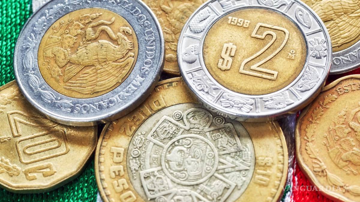 Consigue el peso su mejor mes en 25 años