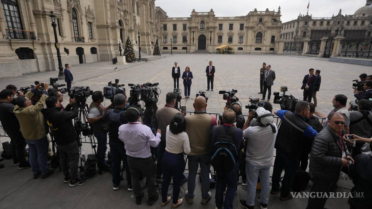 Los retos de Dina Boluarte, primera presidenta de Perú