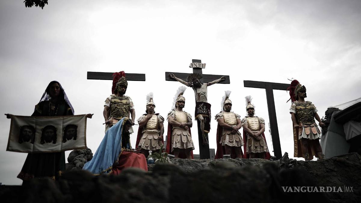 Estas son las 43 imágenes de las representaciones del Viernes Santo que atraparon la atención en el mundo (fotos)