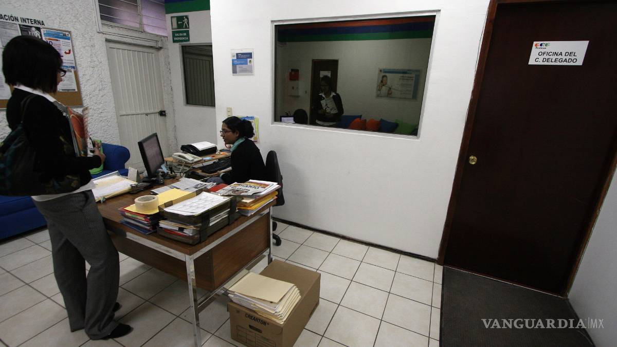 Despidos se aplicarán en todas las dependencias federales: Reyes Flores