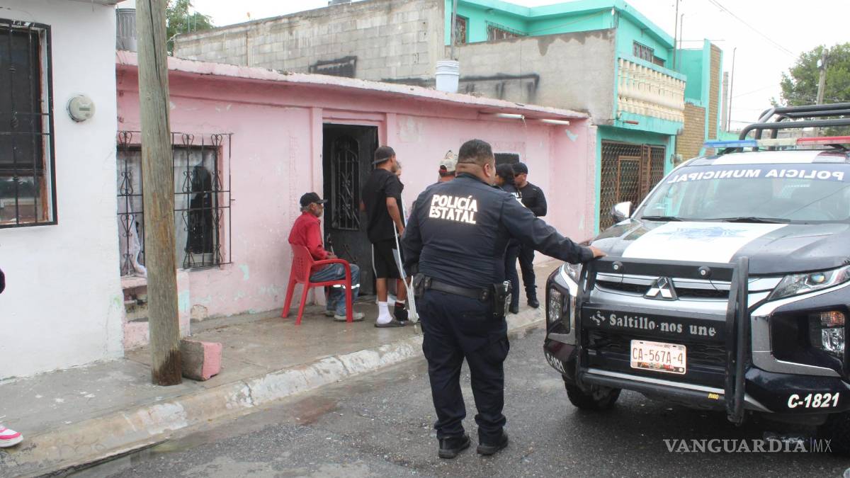 Adulto mayor sufre quemaduras por flamazo en la Universidad Pueblo, en Saltillo