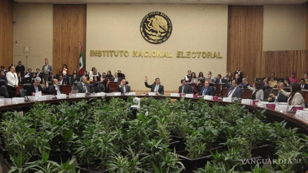 Morena va en la Cámara de Diputados por reforma electoral contra el INE