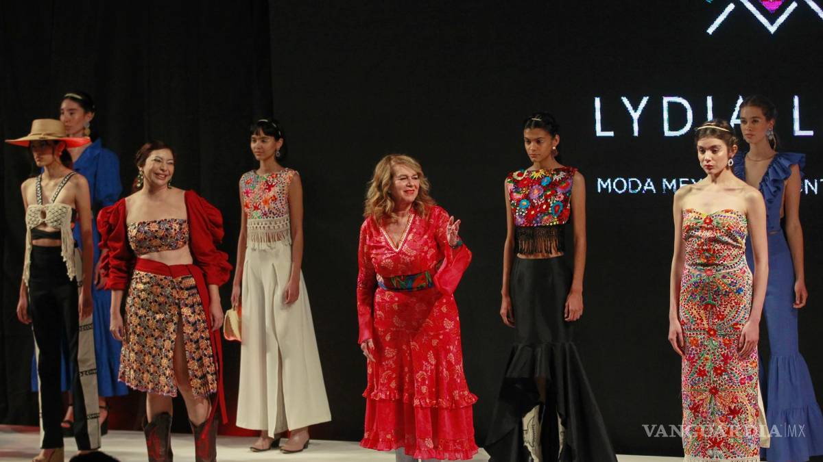 Lydia Lavín crea prendas con fibra de henequén para resaltar la mexicanidad en su colección ‘La finca’
