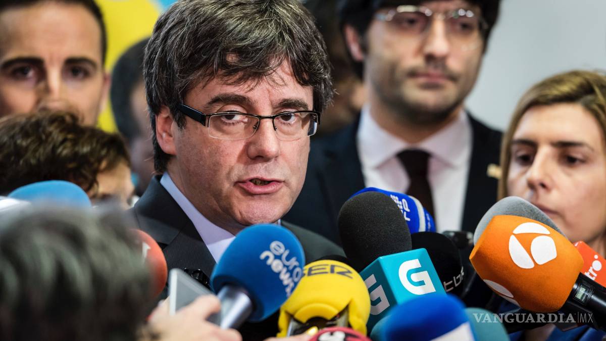 Puigdemont da por fracasado su plan soberanista