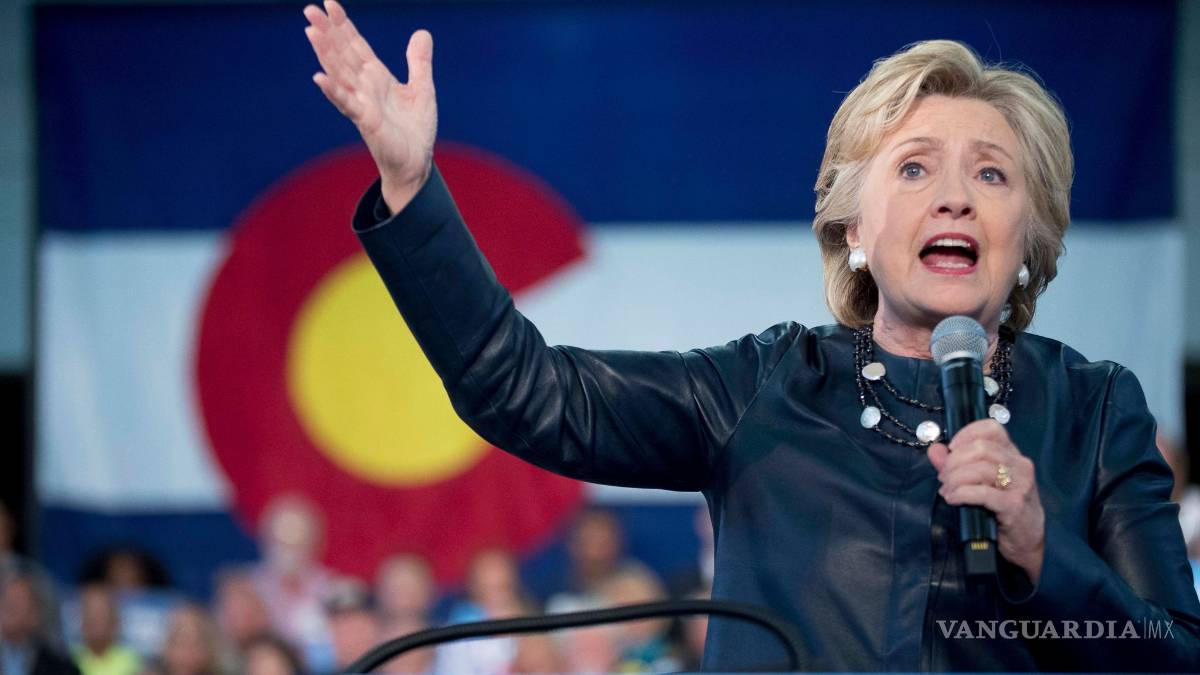 Clinton ve "desesperado" a Trump y pronostica participación electoral récord