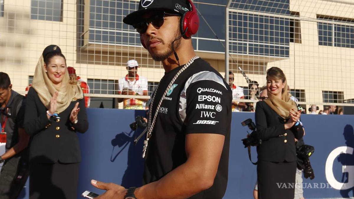 Hamilton es sancionado con cinco puestos en la parrilla de China