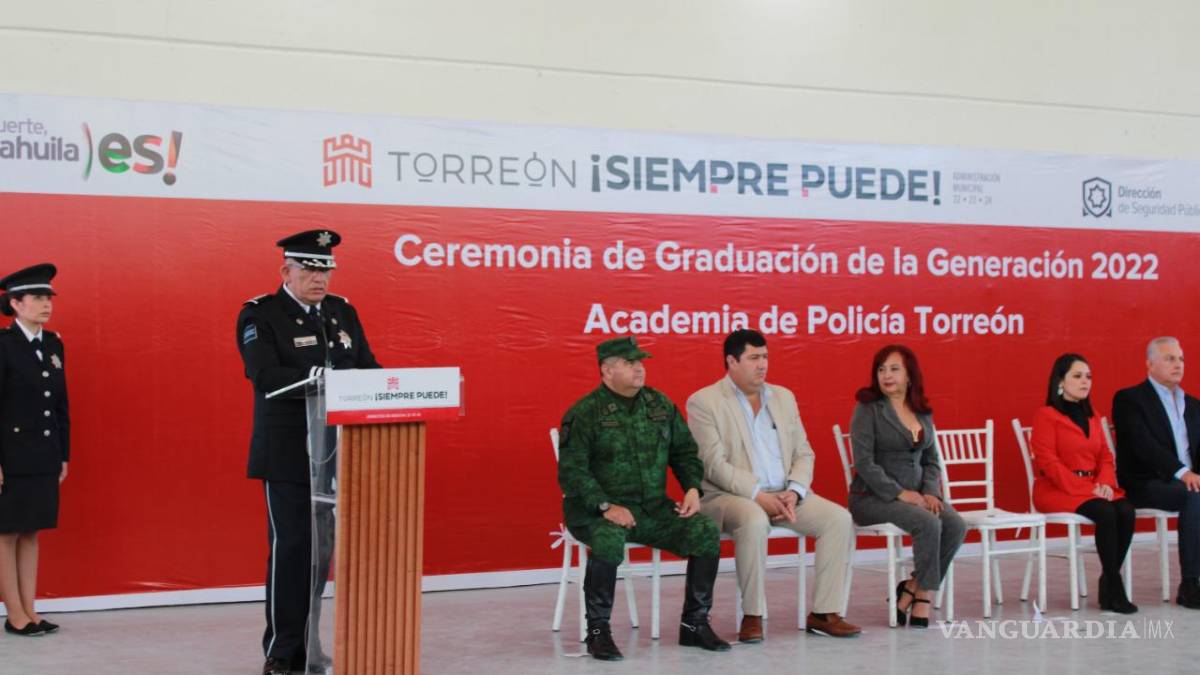 Se gradúan cien cadetes de la Academia de Policía de Torreón