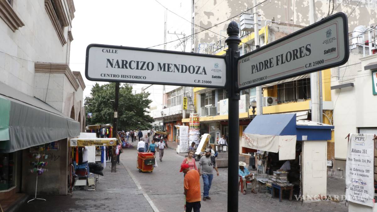 Desconocen saltillenses en honor a quién se puso el nombre de Padre Flores a céntrica calle