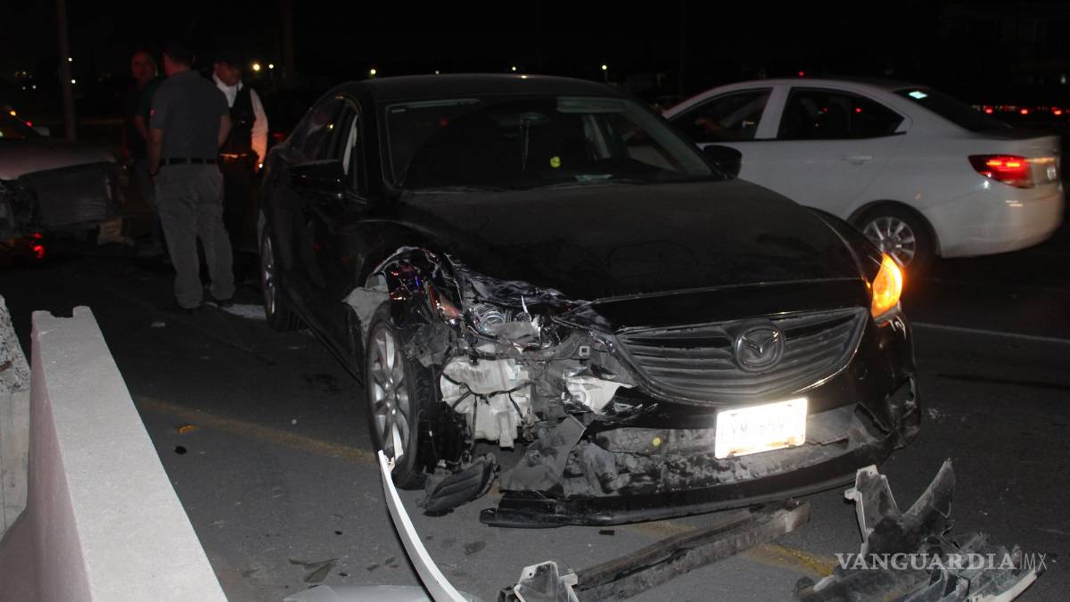 Conductor alcoholizado provoca choque múltiple, en Saltillo