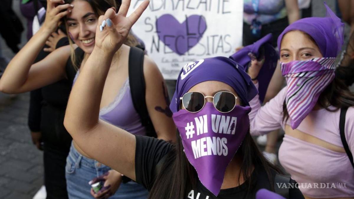8M: Entre el dolor y la rabia con el grito de “Ni una más” miles de mujeres toman las calles en México (fotos)