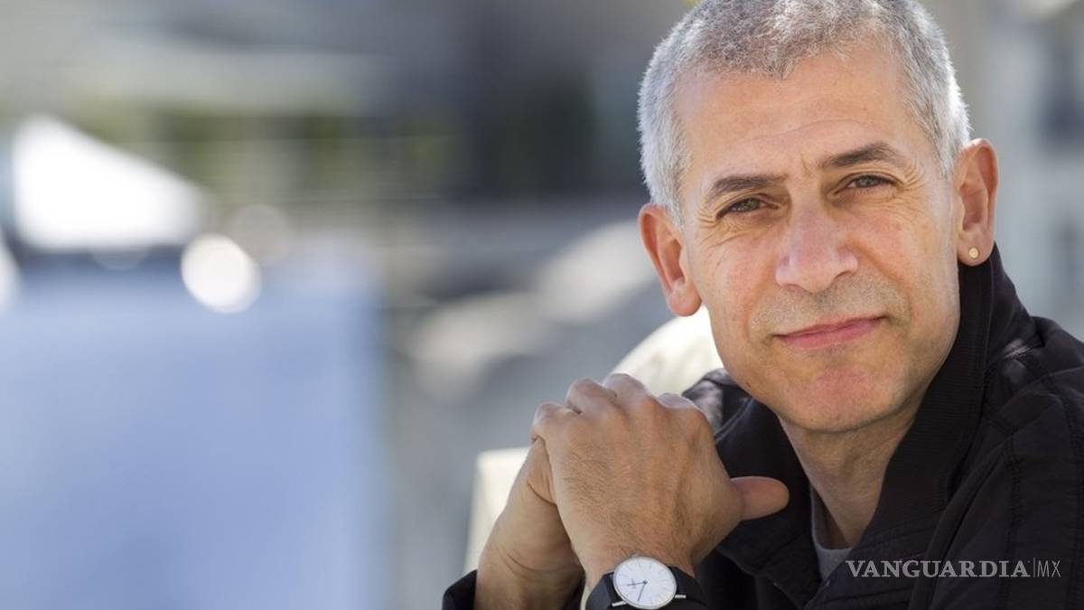 Con "Un mundo extraño”, José Ovejero vuelve al cuento
