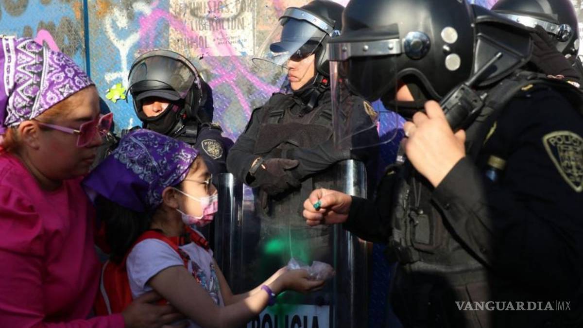 8M: Entre el dolor y la rabia con el grito de “Ni una más” miles de mujeres toman las calles en México (fotos)