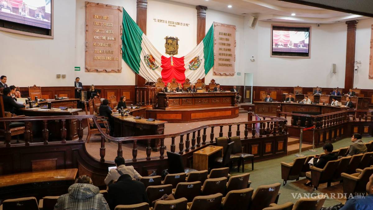 Estrenan diputados de Coahuila la moción suspensiva