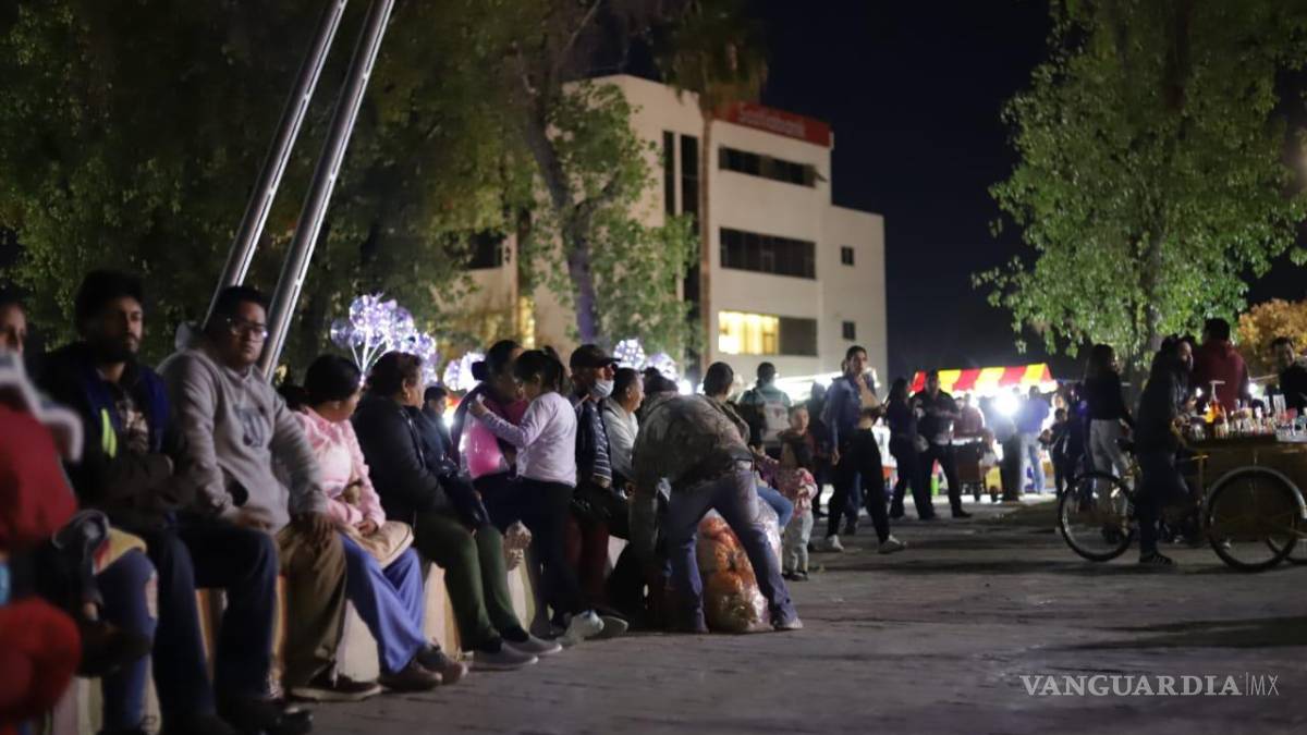 Llega la magia de la Navidad a las calles de Saltillo con la Caravana Coca-Cola