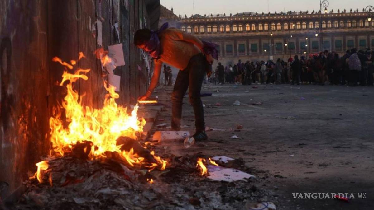 8M: Entre el dolor y la rabia con el grito de “Ni una más” miles de mujeres toman las calles en México (fotos)
