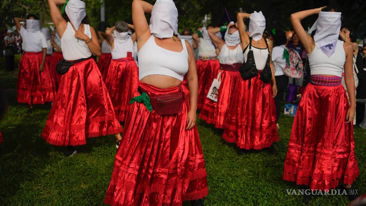 Mujeres alzan su voz en todo el para defender sus derechos y contra la violencia y la impunidad (fotos)
