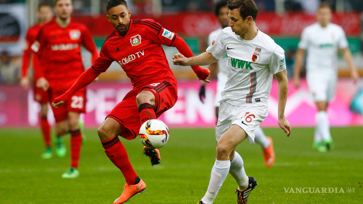 Sin Chicharito, Leverkusen rescata empate 3-3 ante Augsburgo