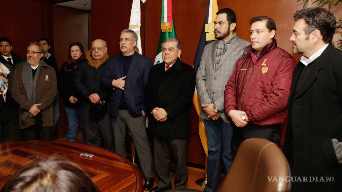 Envía Universidad Autónoma de Coahuila a estudiar al extranjero a 51 estudiantes