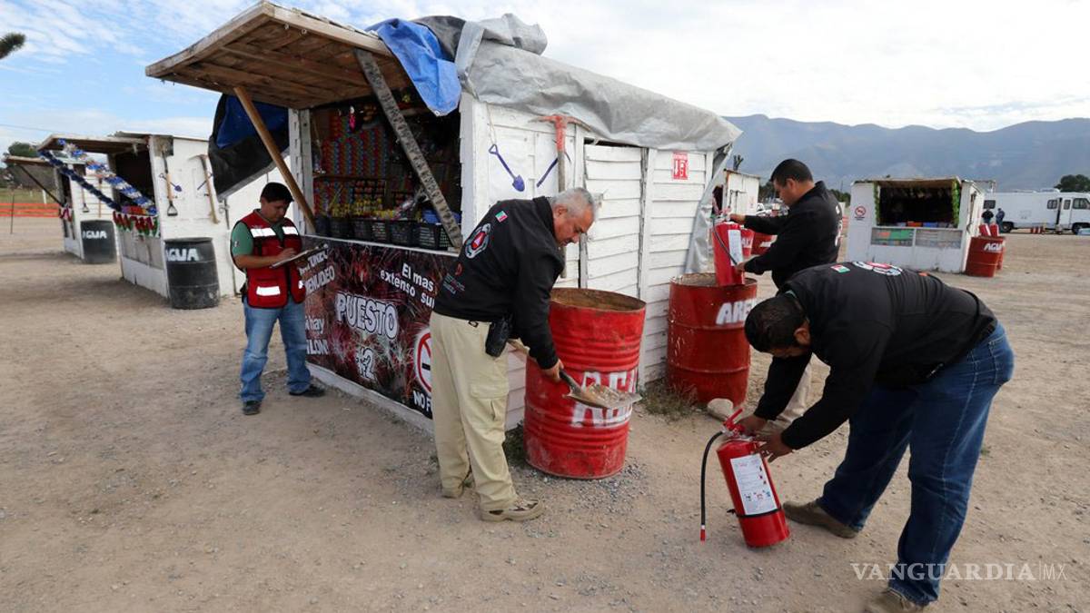 Solo en Arteaga hay permiso para venta de cohetes