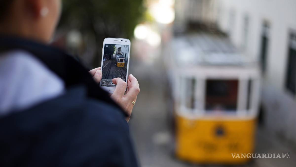 Las peores cosas que te pasan cuando abusas del celular