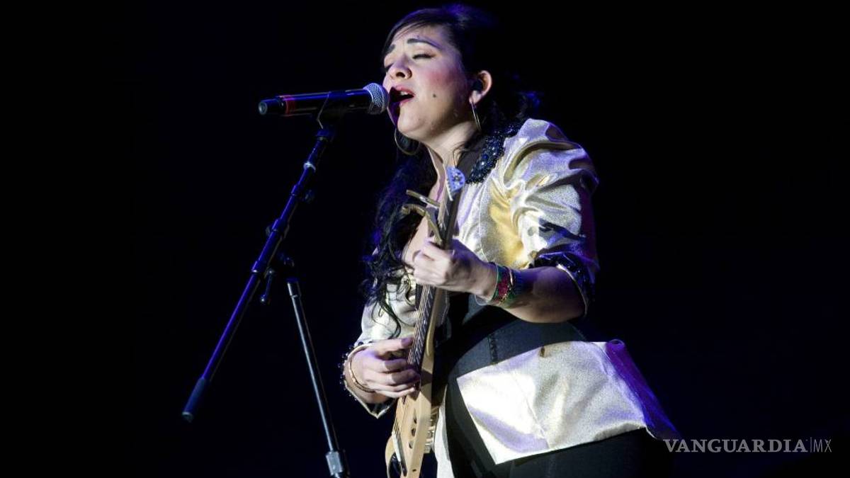 En "Amor supremo” Carla Morrison deja patente esa faceta "emocional"