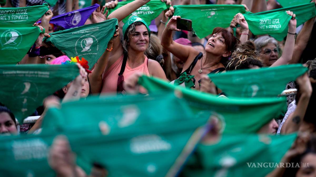 Mujeres alzan su voz en todo el para defender sus derechos y contra la violencia y la impunidad (fotos)
