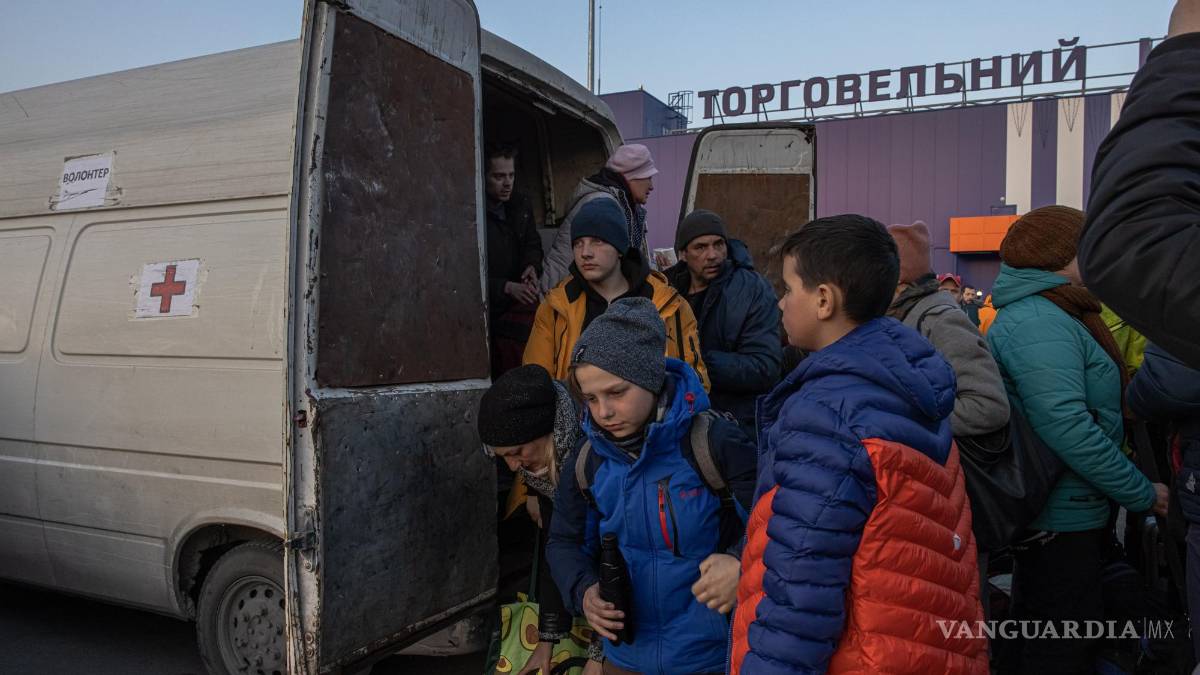 Alistan tropas de Rusia ofensiva final en Donbás