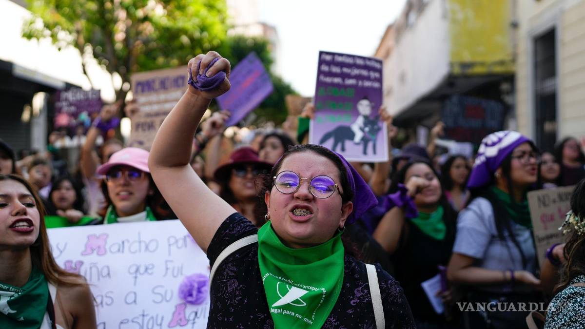 Mujeres alzan su voz en todo el para defender sus derechos y contra la violencia y la impunidad (fotos)