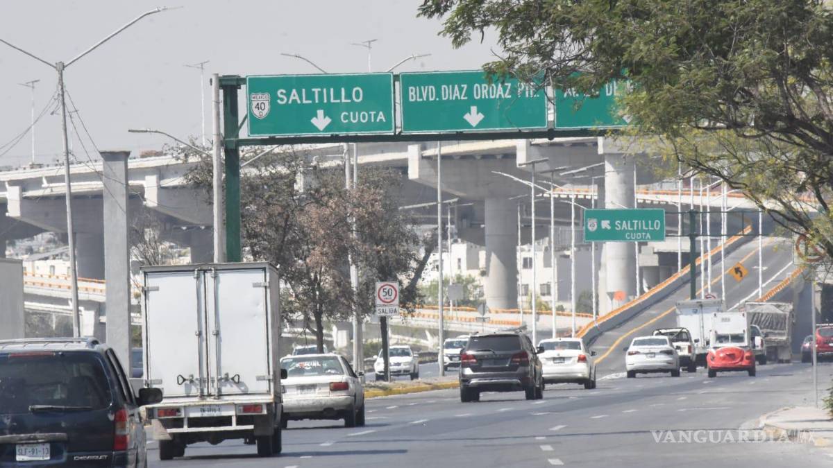 Abren viaducto elevado Santa Catarina en dirección a Saltillo