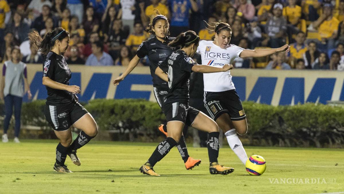 Final de la Liga MX Femenil impone récord mundial de asistencia