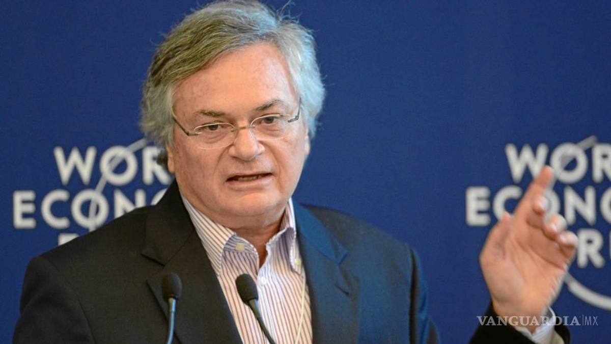 El poder en el siglo XXI es más fácil de obtener y de perder: Moisés Naím