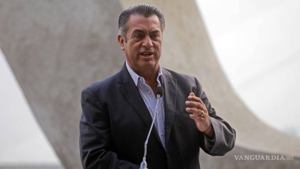 'El Bronco' da tips sobre redes sociales a Moreno Valle