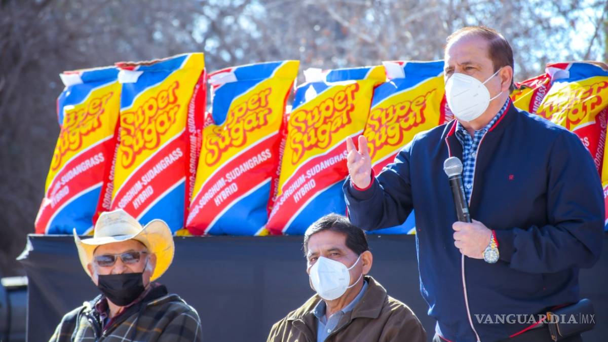 Entregan 35 toneladas de semilla de sorgo forrajero a productores del campo de Piedras Negras