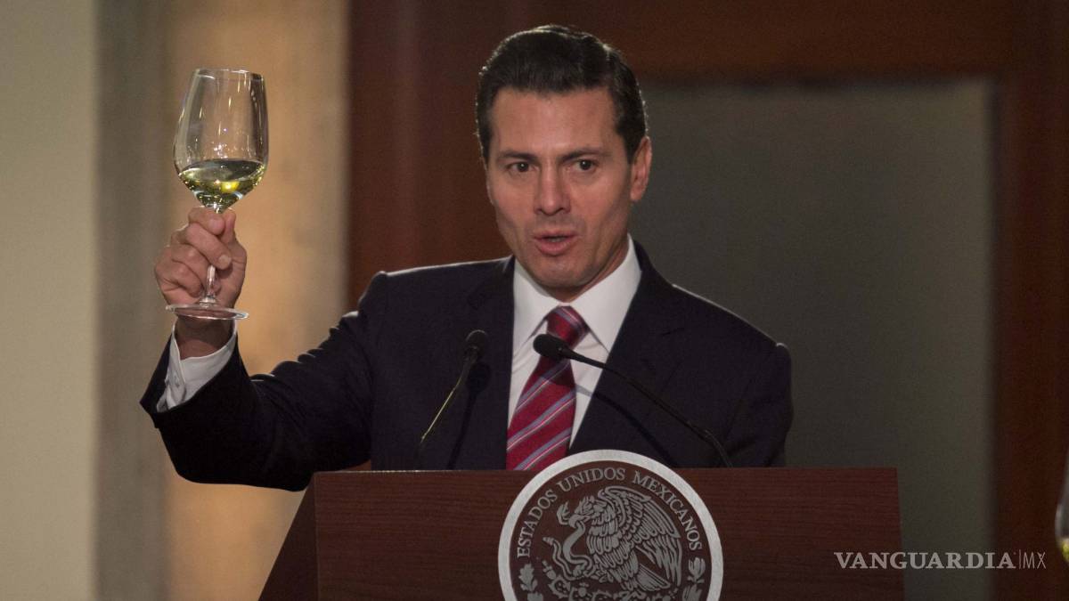 Mientras en el exterior nos reconocen, en redes hacen señalamientos “irritantes, duros y lapidarios”: EPN