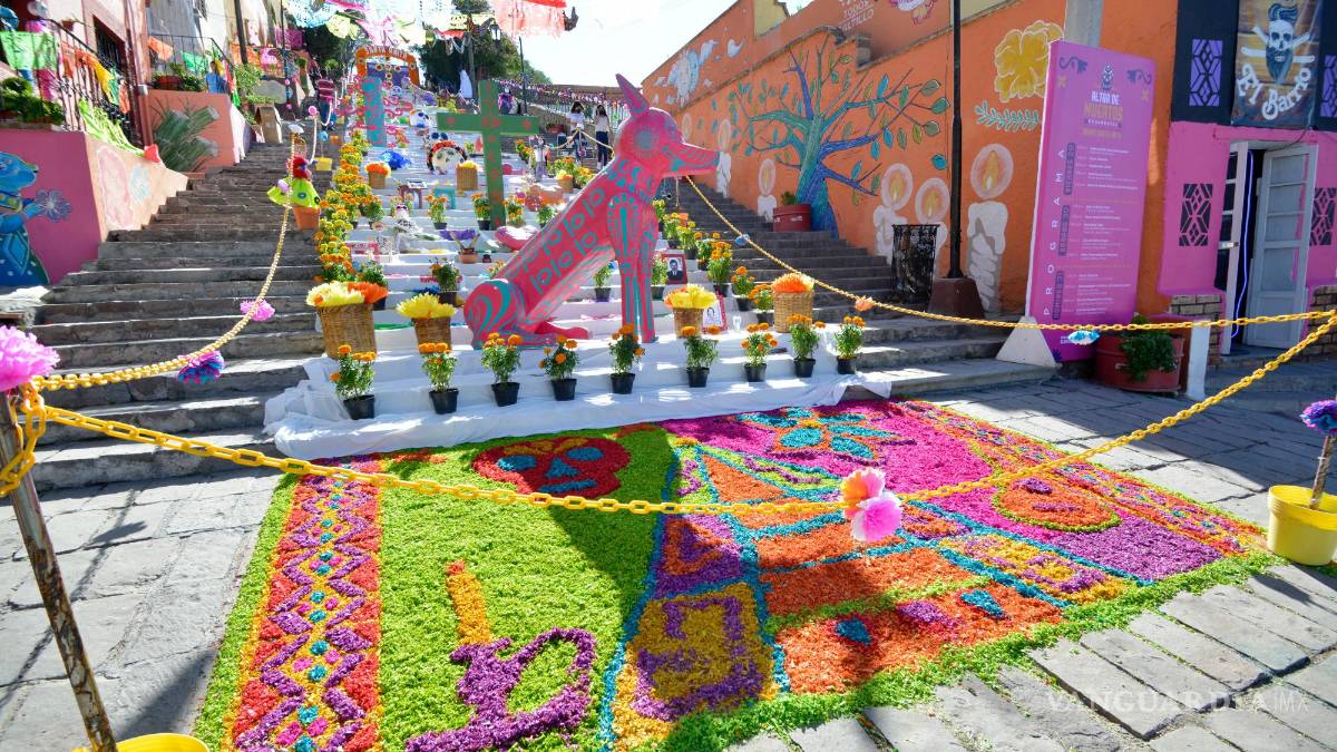 Barrio de Santa Anita: convierten 180 escalones en altar monumental en Centro Histórico de Saltillo