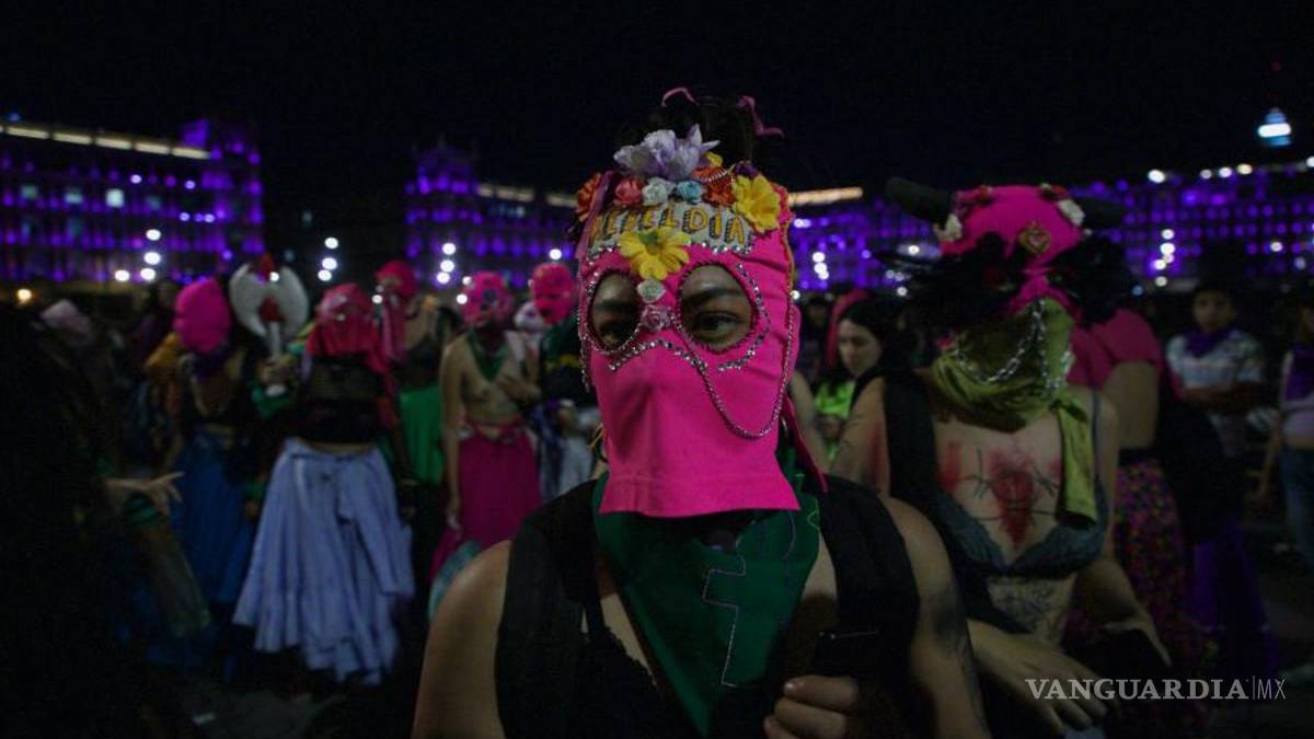 8M: Entre el dolor y la rabia con el grito de “Ni una más” miles de mujeres toman las calles en México (fotos)