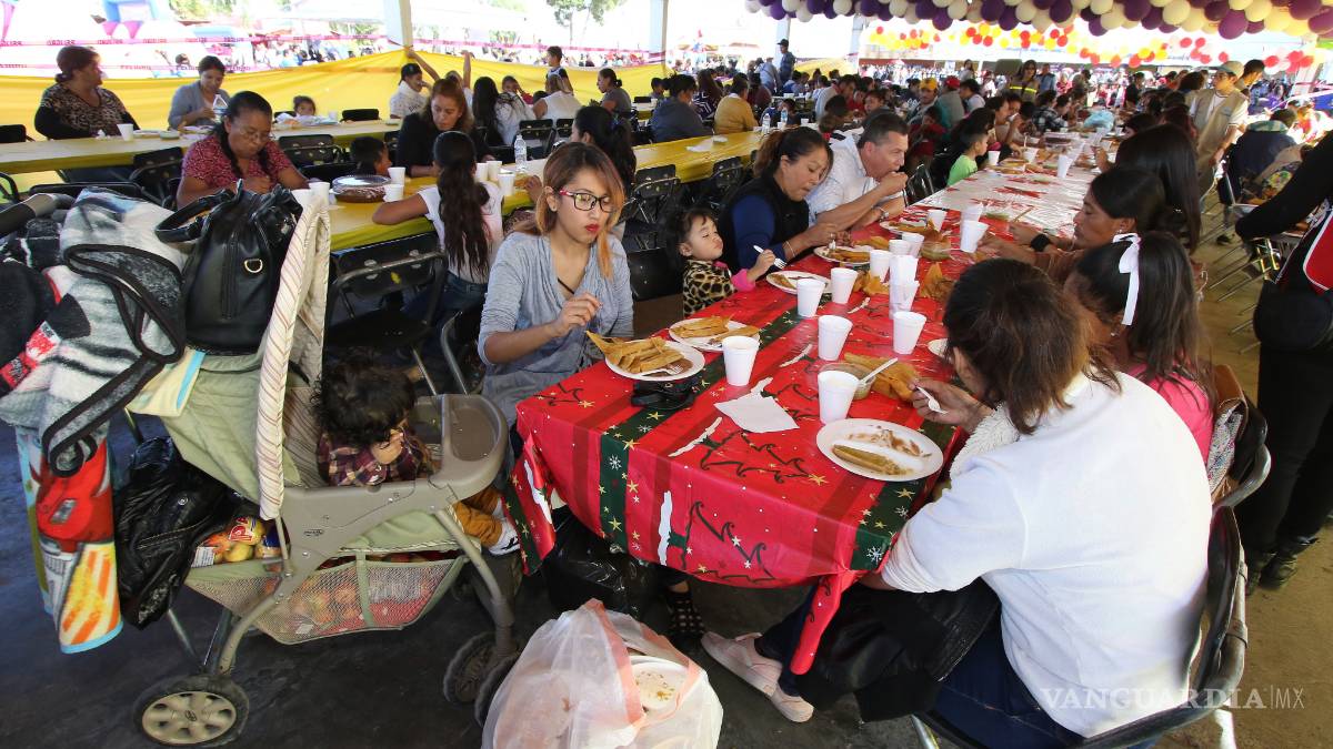 Asisten 15 mil saltillenses a posada del Banco de Alimentos