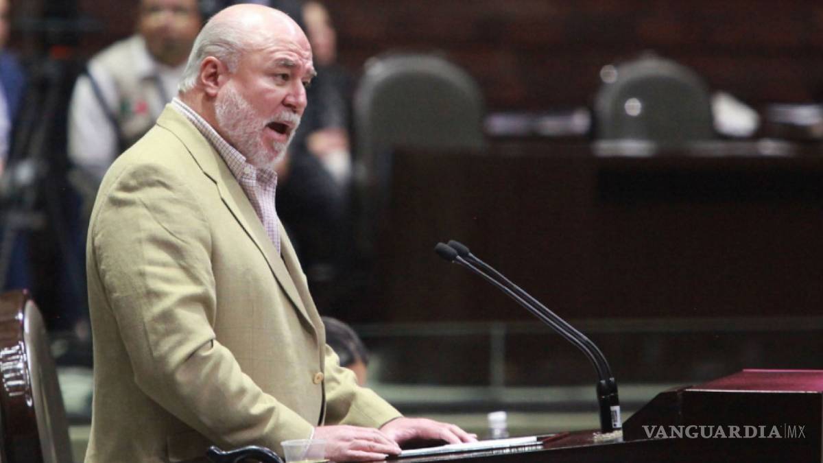 Manuel Clouthier cierra su programa de recaudación de firmas