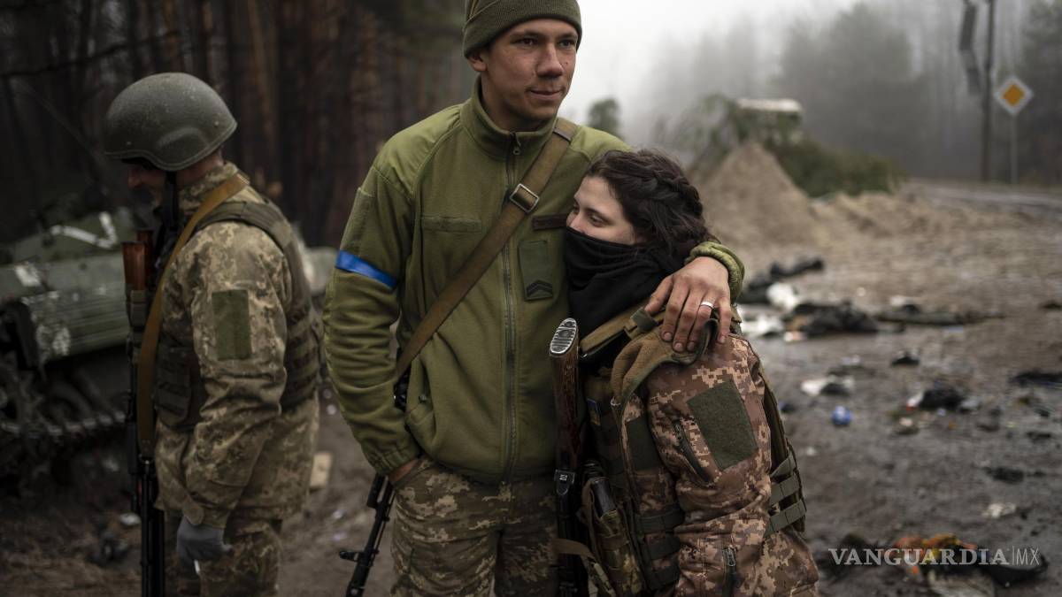 Restos de los combates, un reflejo de la infame guerra en Ucrania