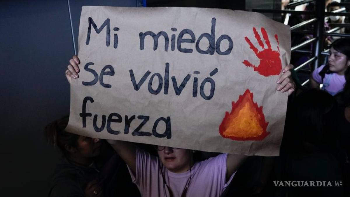 8M: Entre el dolor y la rabia con el grito de “Ni una más” miles de mujeres toman las calles en México (fotos)