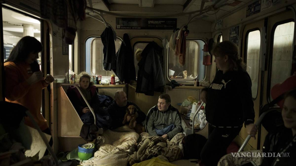 Vagones del metro se convierten en el hogar de ucranianos