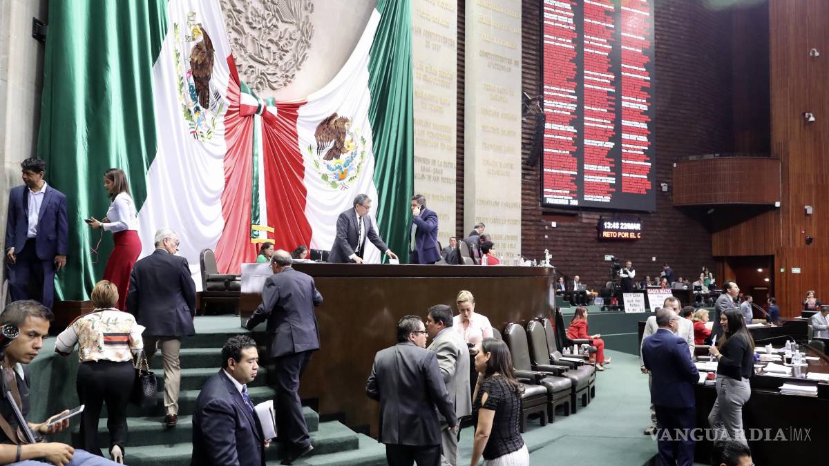 Despiden a 3 mil ‘aviadores’ en Congreso federal; cortan 40% de plazas en San Lázaro