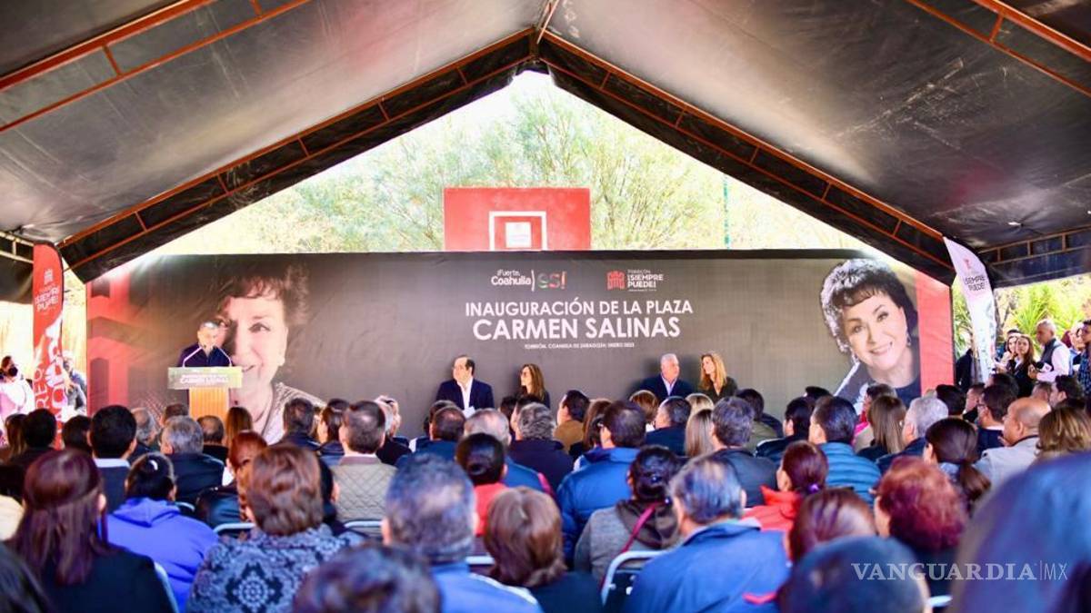 Inauguran Montserrat Oliver y Yolanda Andrade plaza ‘Carmen Salinas’ en Torreón