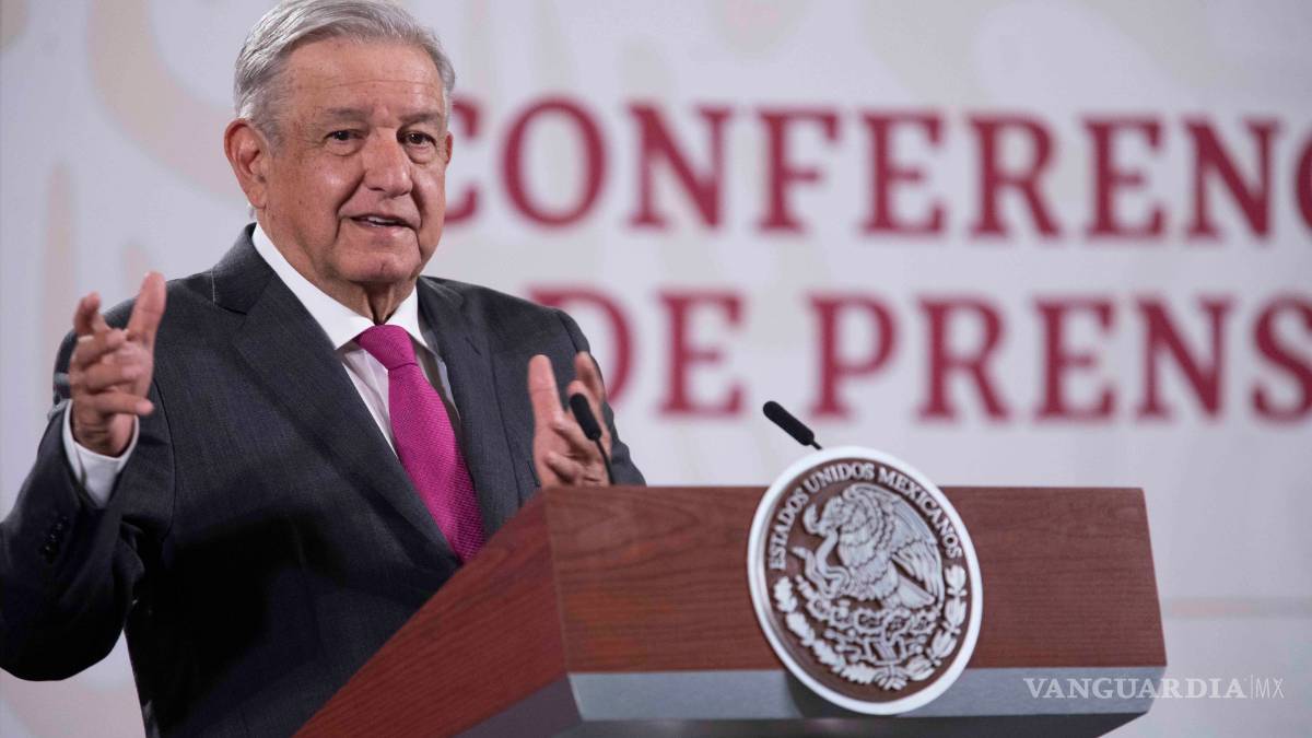 'Pasquín inmundo: AMLO se lanza contra el Reforma y El Universal por críticas a la 4T