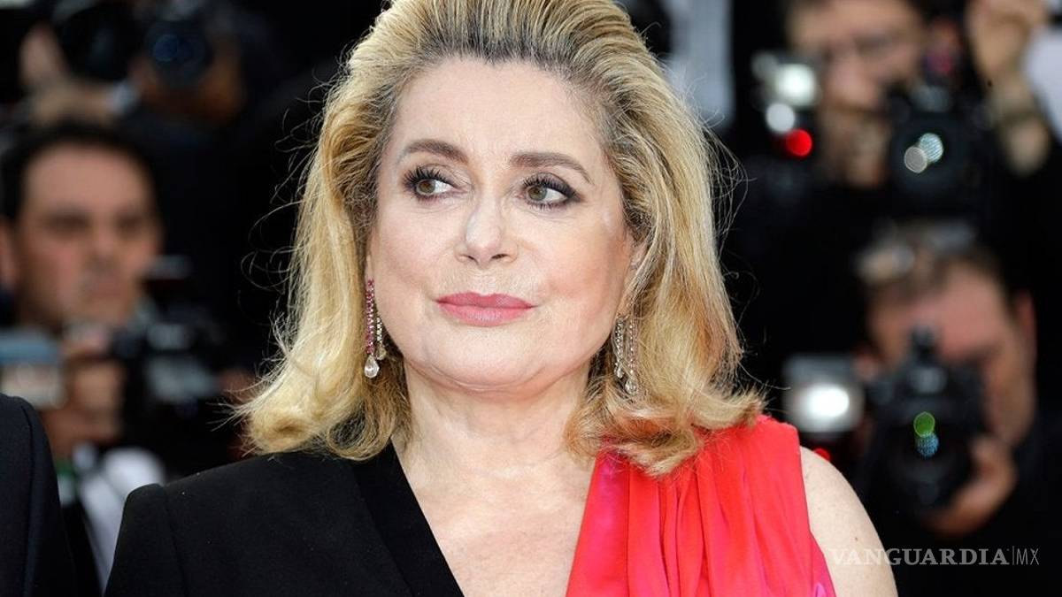 Catherine Deneuve es hospitalizada, sufre un accidente cerebrovascular